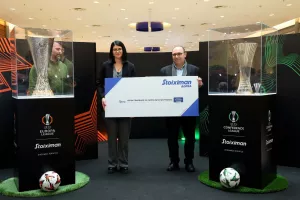 (Βίντεο) Στην Κύπρο τα τρόπαια του Europa και Conference League