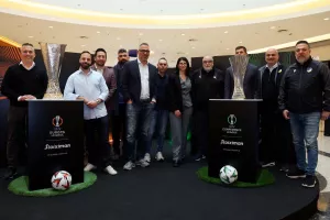 (Βίντεο) Στην Κύπρο τα τρόπαια του Europa και Conference League