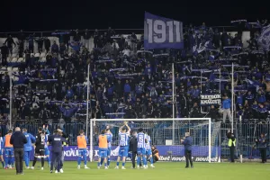 Σχόλιο για Ανόρθωση/"Κινητήριος δύναμη ο κόσμος της"