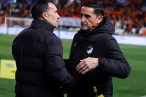 ΑΠΟΕΛ-Πάφος: Πέρασε… από το ΓΣΠ και (ξανά) στο +6