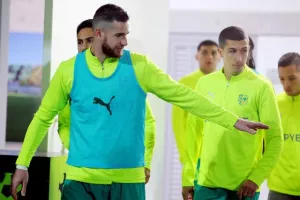 ΑΕΚ-ΑΕΛ: "Κιτρινοπράσινη" επικράτηση και ξανά στην 3η θέση (φώτος)