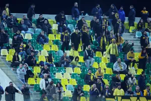 (Φώτος) Ο κόσμος στην "Αρένα"