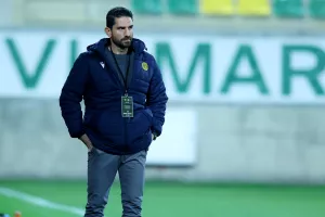Σκέφτεται αλλάγες στο... κέντρο 