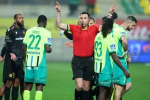 ΑΕΚ-ΑΕΛ: "Κιτρινοπράσινη" επικράτηση και ξανά στην 3η θέση (φώτος)