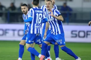 Ανόρθωση-Καρμιώτισσα: Σπουδαίο ΔΙΠΛΟ... και αντίο εξάδα για την "Κυρία" (φώτος)