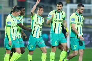ΑΕΚ-ΑΕΛ: "Κιτρινοπράσινη" επικράτηση και ξανά στην 3η θέση (φώτος)