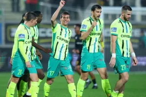 ΑΕΚ-ΑΕΛ: "Κιτρινοπράσινη" επικράτηση και ξανά στην 3η θέση (φώτος)