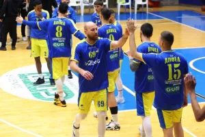 Νίκες για Περεστρόικα ΑΠΟΕΛ και Πετρολίνα ΑΕΚ