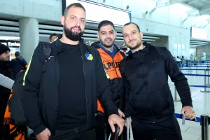 ΩΡΑ 10:21 πέταξε τώρα η αποστολή για Σλοβενία (ΦΩΤΟΣ)