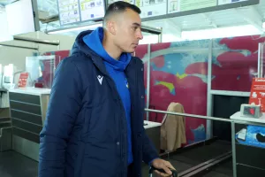 Άφιξη αποστολής ΑΠΟΕΛ (Φώτος Kerkida)