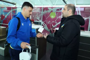 Άφιξη αποστολής ΑΠΟΕΛ (Φώτος Kerkida)