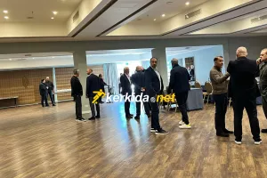 (Φώτος) Η συνάντηση Προέδρων με Μεσίνα 