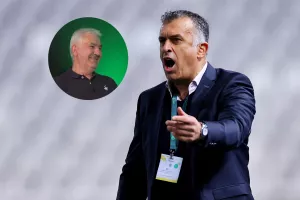 "Δεν είναι καιρός για αλλαγή προπονητή…"