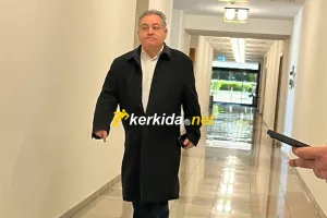 (Φώτος) Η συνάντηση Προέδρων με Μεσίνα 