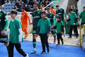 Ομόνοια - Καρμιώτισσα: "Καθάρισε" με Στεπίνσκι-Εβάντρο και για κερασάκι… Κούσουλος (φώτος)