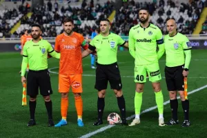 Ομόνοια - Καρμιώτισσα: "Καθάρισε" με Στεπίνσκι-Εβάντρο και για κερασάκι… Κούσουλος (φώτος)