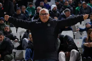 Ομόνοια - Καρμιώτισσα: "Καθάρισε" με Στεπίνσκι-Εβάντρο και για κερασάκι… Κούσουλος (φώτος)