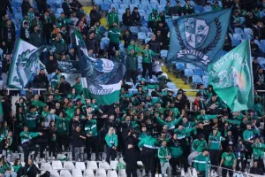 Ομόνοια - Καρμιώτισσα: "Καθάρισε" με Στεπίνσκι-Εβάντρο και για κερασάκι… Κούσουλος (φώτος)