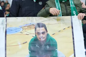 Παφίτες και Ομονοιάτες στο "Άλφαμεγα" (φώτος)