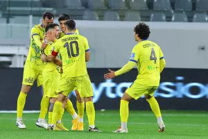 ΑΕΛ-ΕΝΠ: Νίκη-ΑΝΑΣΑ μετά από σχεδόν τρεις μήνες!
