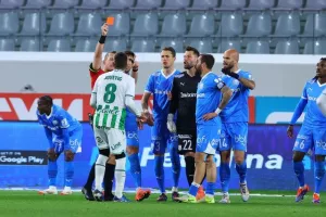 Απόλλων-Ομόνοια: Το…μοίρασε ο Κακουλλής (φώτος)