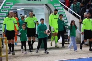 Ομόνοια - Καρμιώτισσα: "Καθάρισε" με Στεπίνσκι-Εβάντρο και για κερασάκι… Κούσουλος (φώτος)