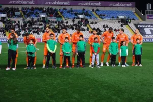 Ομόνοια - Καρμιώτισσα: "Καθάρισε" με Στεπίνσκι-Εβάντρο και για κερασάκι… Κούσουλος (φώτος)