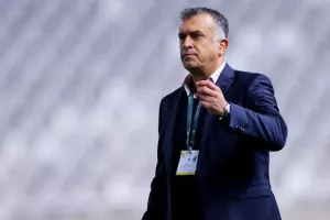 Ομόνοια - Καρμιώτισσα: "Καθάρισε" με Στεπίνσκι-Εβάντρο και για κερασάκι… Κούσουλος (φώτος)
