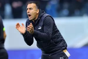 Απόλλων-Ομόνοια Αραδίππου: Τρίποντο...με Ντε Μάρκο (φώτος)