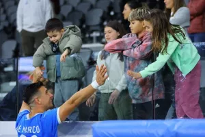 Απόλλων-Ομόνοια Αραδίππου: Τρίποντο...με Ντε Μάρκο (φώτος)