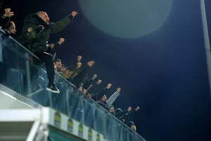 ΜΑΧΕΣ!