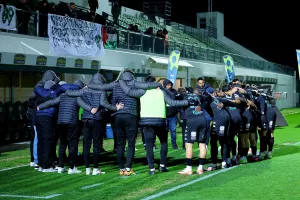 Ζωντανή...λόγω Σαλαμίνας!