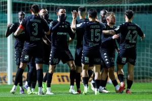 Ομόνοια 29Μ-Νέα Σαλαμίνα: Έβαλε… κι άλλη φωτιά η ομάδα του Πετράκη! (φώτος)