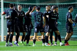 Ομόνοια 29Μ-Νέα Σαλαμίνα: Έβαλε… κι άλλη φωτιά η ομάδα του Πετράκη! (φώτος)