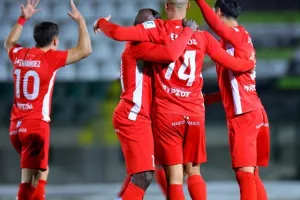 Ομόνοια 29Μ-Νέα Σαλαμίνα: Έβαλε… κι άλλη φωτιά η ομάδα του Πετράκη! (φώτος)