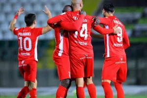 Ομόνοια 29Μ-Νέα Σαλαμίνα: Έβαλε… κι άλλη φωτιά η ομάδα του Πετράκη! (φώτος)