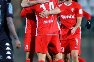 Ομόνοια 29Μ-Νέα Σαλαμίνα: Έβαλε… κι άλλη φωτιά η ομάδα του Πετράκη! (φώτος)