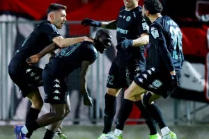 Ομόνοια 29Μ-Νέα Σαλαμίνα: Έβαλε… κι άλλη φωτιά η ομάδα του Πετράκη! (φώτος)