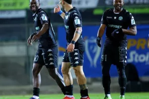 Ομόνοια 29Μ-Νέα Σαλαμίνα: Έβαλε… κι άλλη φωτιά η ομάδα του Πετράκη! (φώτος)
