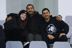 (Φώτος) Ο κόσμος στο Άρης - ΑΕΚ