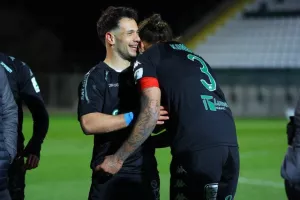 Ομόνοια 29Μ-Νέα Σαλαμίνα: Έβαλε… κι άλλη φωτιά η ομάδα του Πετράκη! (φώτος)