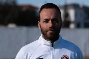 Ανακοίνωσε τον Αρτέμη Σάββα