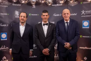 Ο Παύλος Κοντίδης στηρίζει τους συναθλητές του και… #TowardsLA