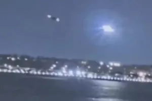Συνελήφθησαν δύο υπάλληλοι αεροδρομίου για τη διαρροή βίντεο με τη σύγκρουση των αεροσκαφών