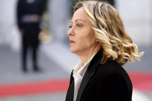 Με 7 μονάδες προηγείται το κόμμα της Μελόνι