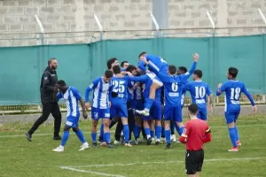 "Να πεισμώσουμε ακόμη περισσότερο και να παλέψουμε μέχρι τελικής πτώσεως!"