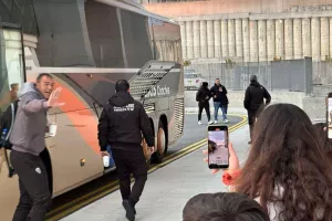 (ΦΩΤΟΣ) Η άφιξη της Ανόρθωσης