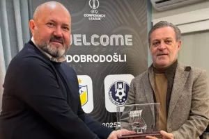 Ανταλλαγή αναμνηστικών με Celje