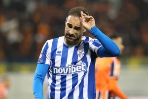 Ανόρθωση-ΑΠΟΕΛ: Τέσσερα γκολ και η… μπίλια στο Χ