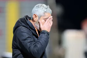 Νέα Σαλαμίνα-Καρμιώτισσα: Νίκη-ανάσα μετά από δύο μήνες
